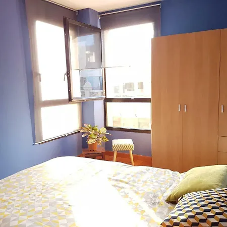 Privada En Casa Compartida *